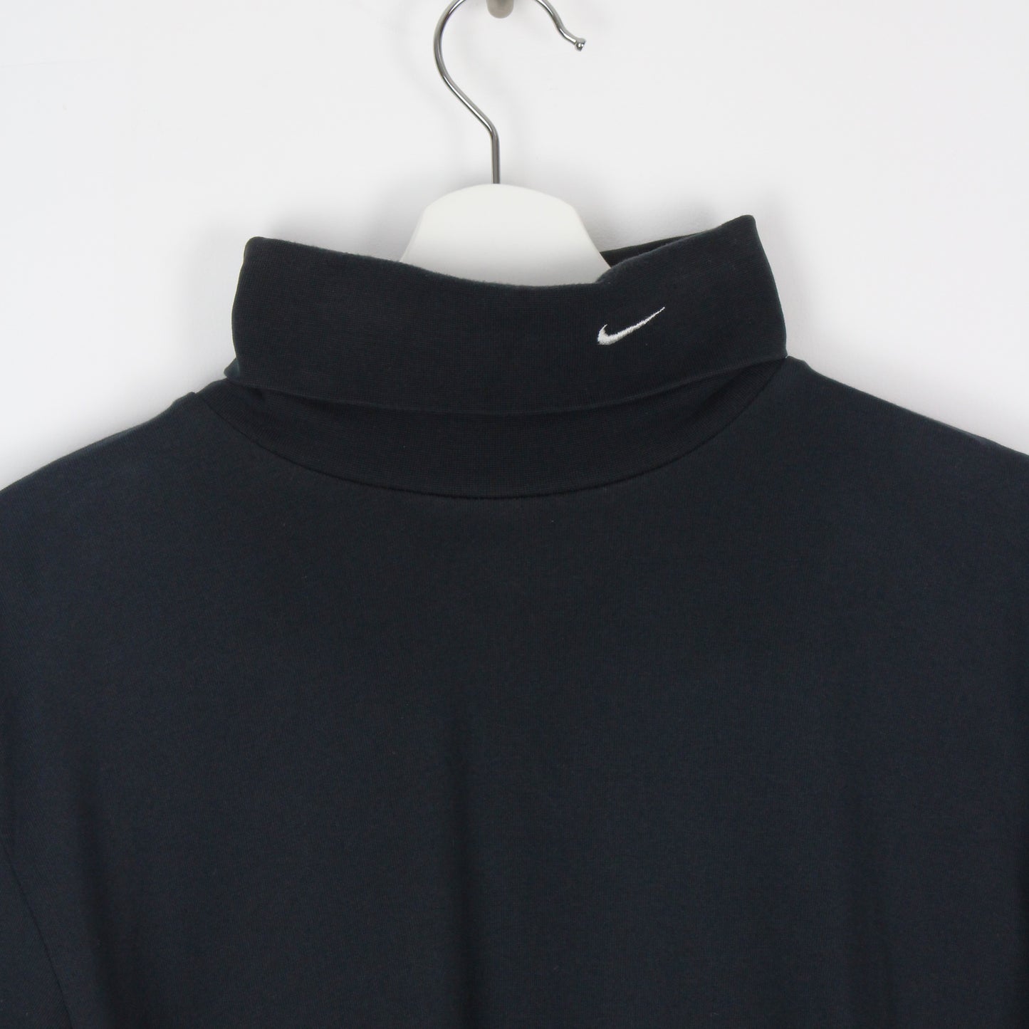 Nike black Embroidered Turtleneck T-Shirt (M/L)