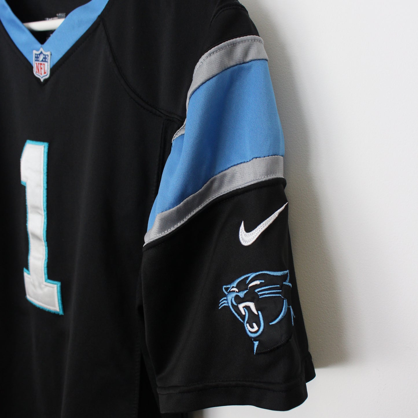 Caronlina Panthers Nike x NFL Jersey (S)