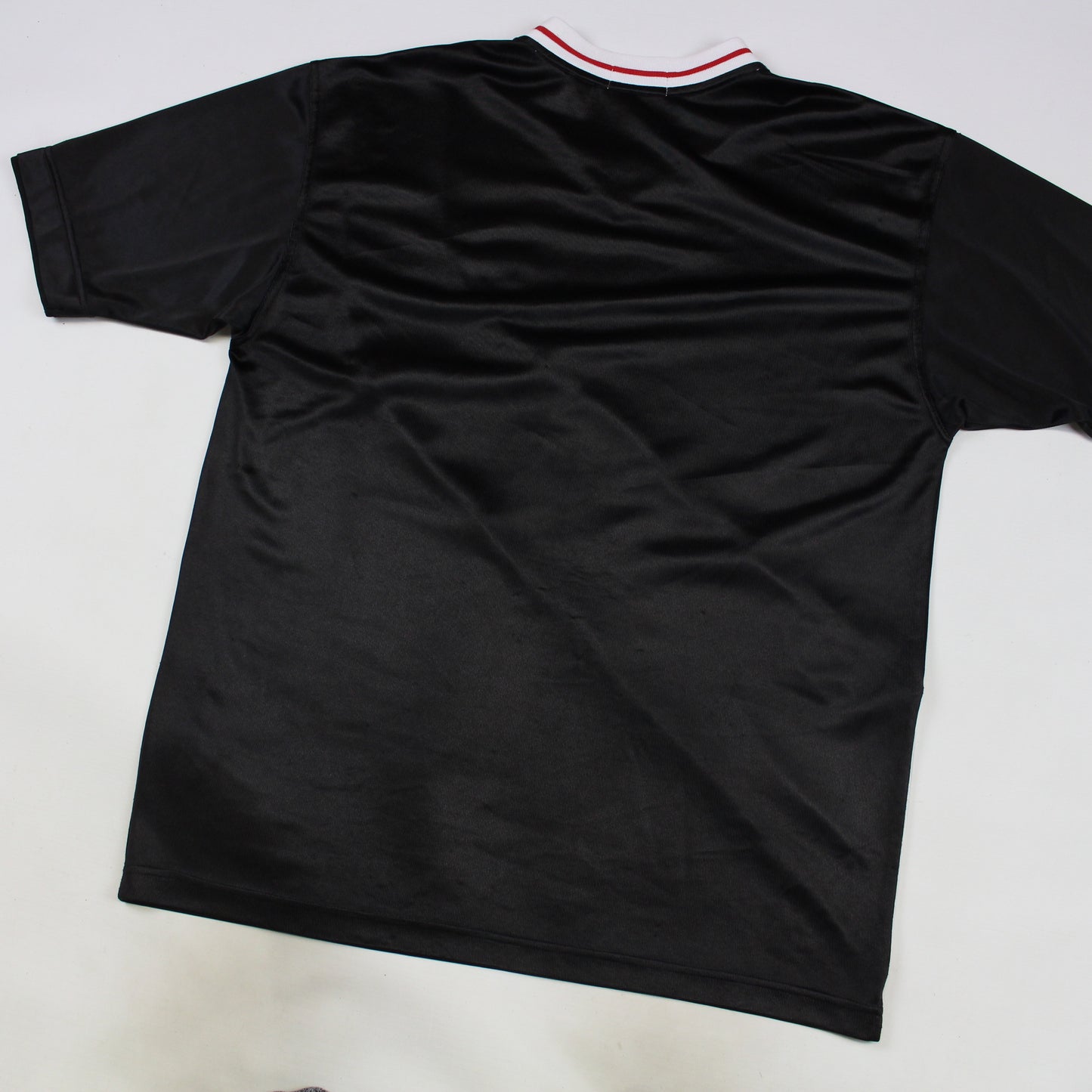 90s Fila Black Polyester T-Shirt (L)