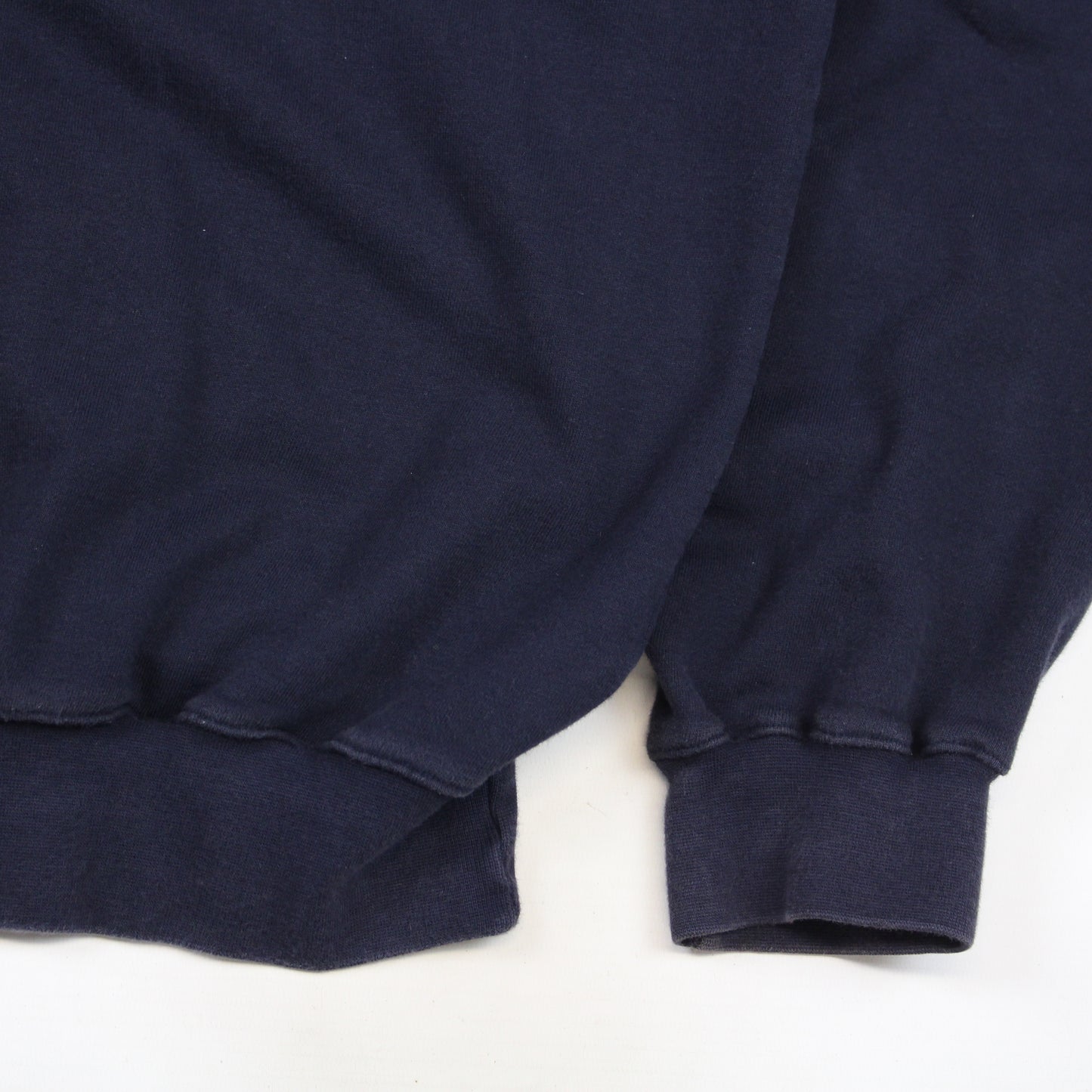 90s Nautica Navy Embroidered Sweatshirt (L)