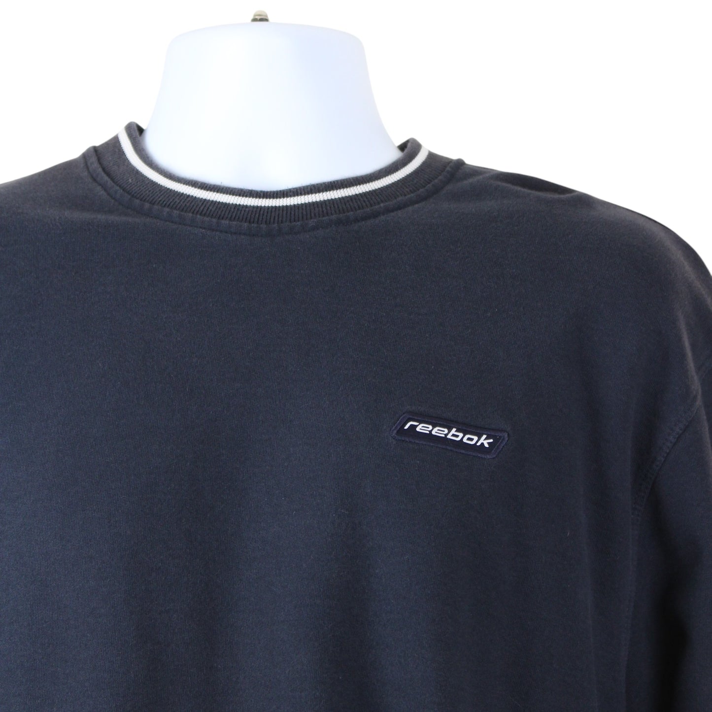 00s Reebok Navy Embroidered Sweatshirt (M)