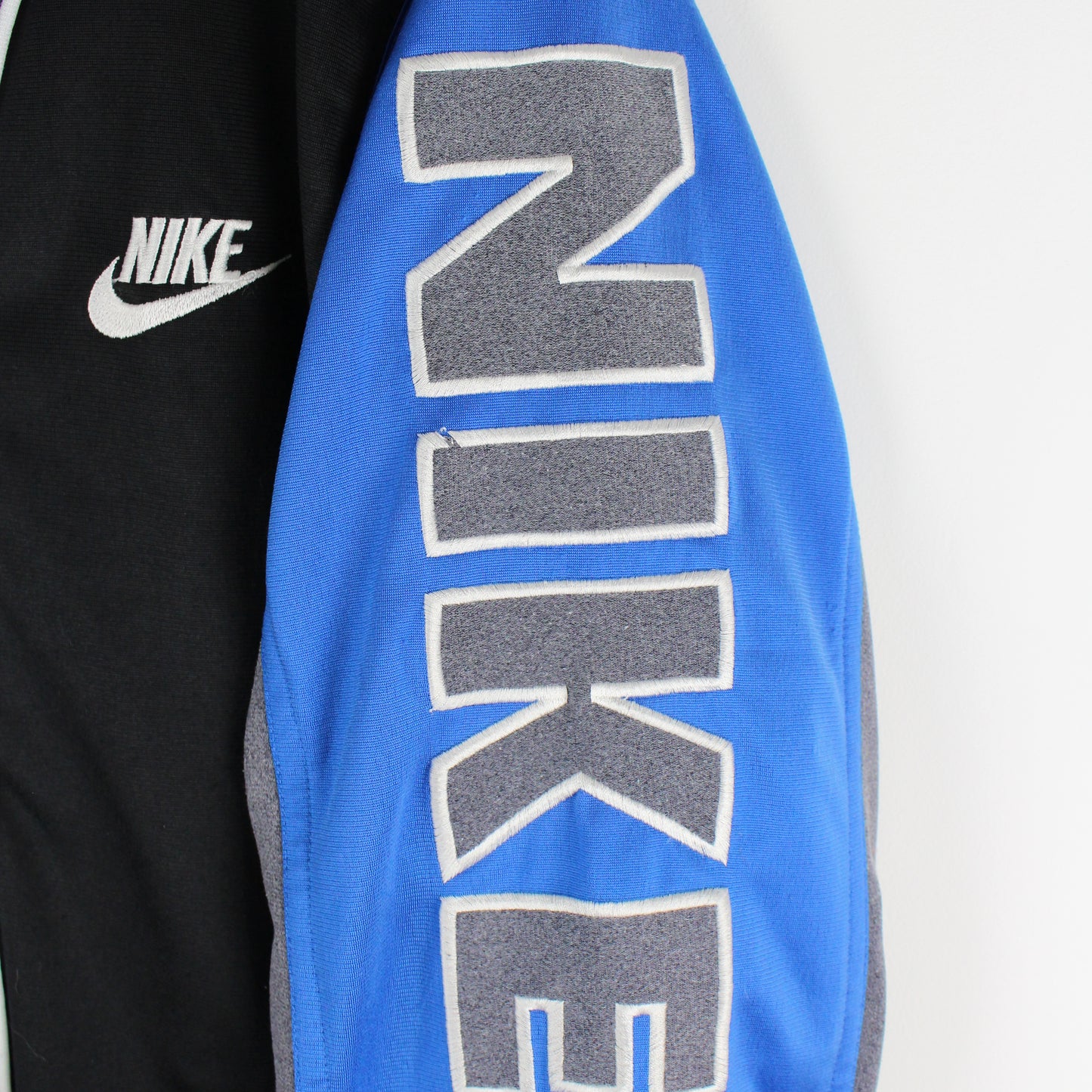 90s Nike Black Track Jacket (XL)