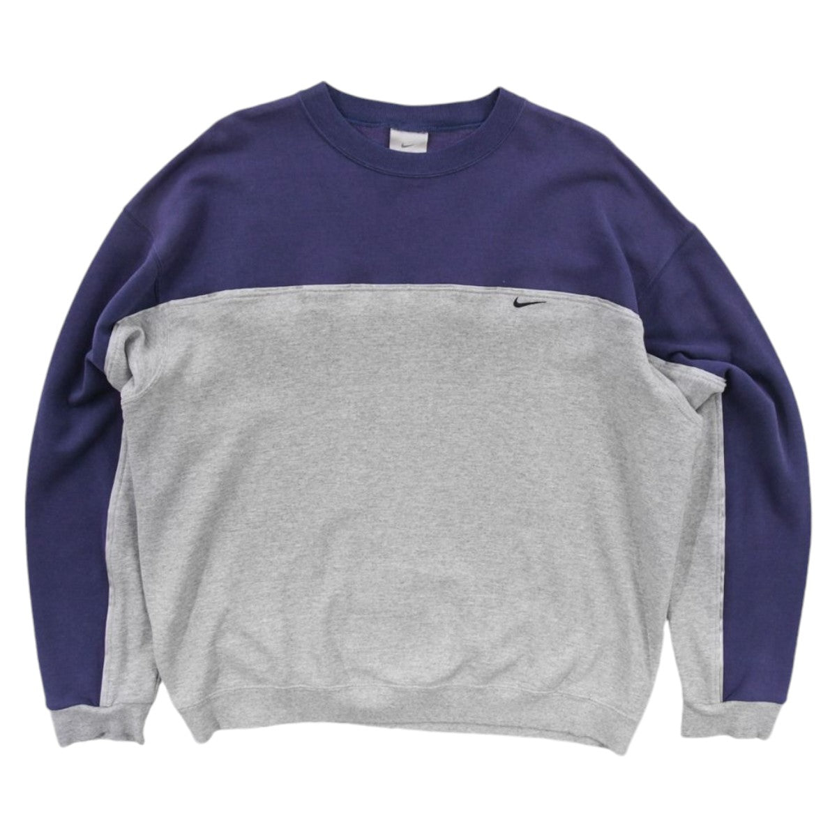 00s Nike Grey Reworked Embroidered Sweatshirt (XL)