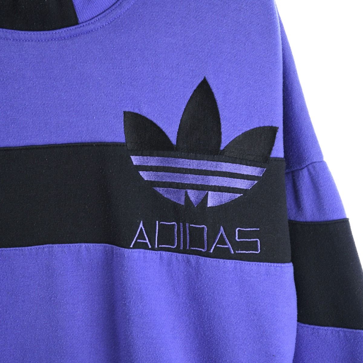 90s Adidas Purple/Black Embroidered Sweatshirt (XXS)