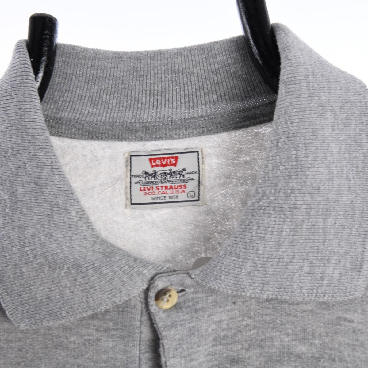 90s Levi's Grey Collared Sweatshirt (M)